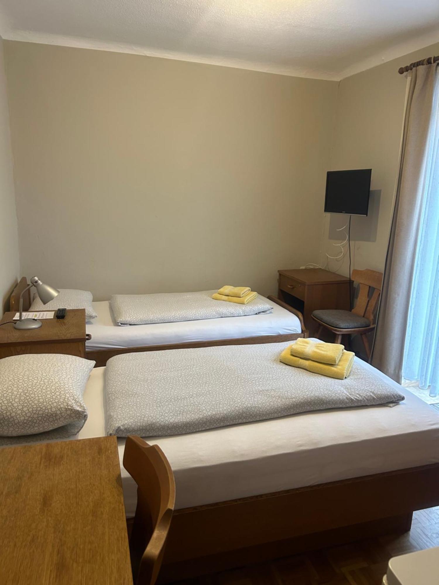 Gasthof Mit Seeterasse & Appartements Zur Landeroith Weyregg am Attersee Zewnętrze zdjęcie