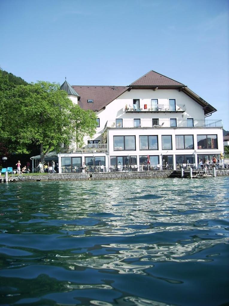 Gasthof Mit Seeterasse & Appartements Zur Landeroith Weyregg am Attersee Zewnętrze zdjęcie