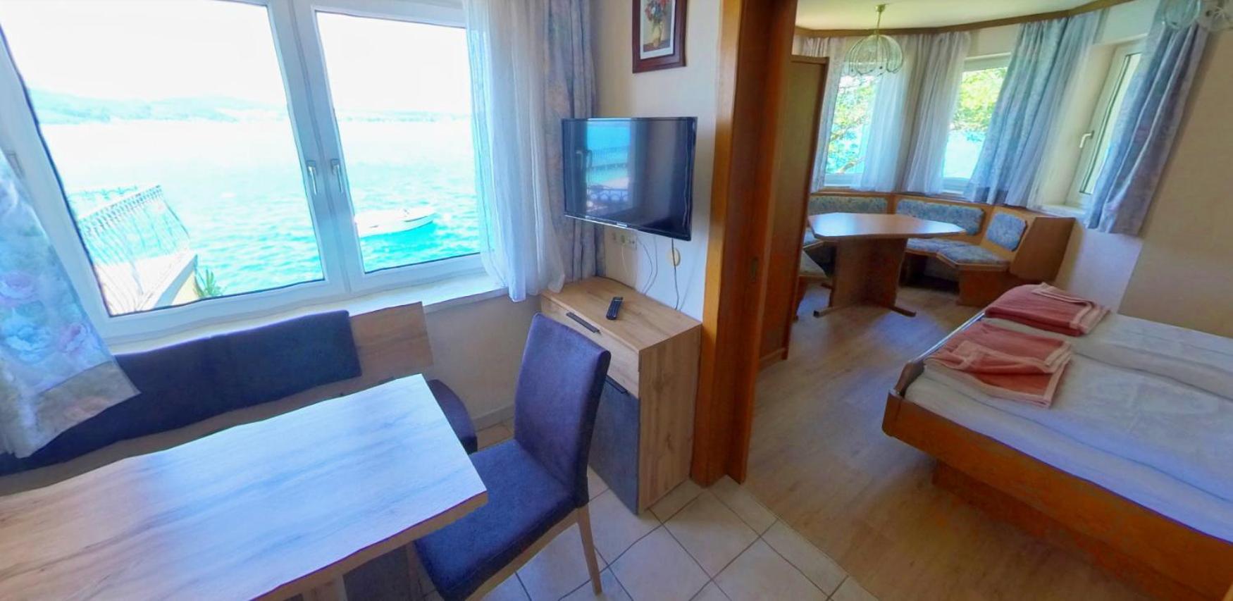 Gasthof Mit Seeterasse & Appartements Zur Landeroith Weyregg am Attersee Zewnętrze zdjęcie